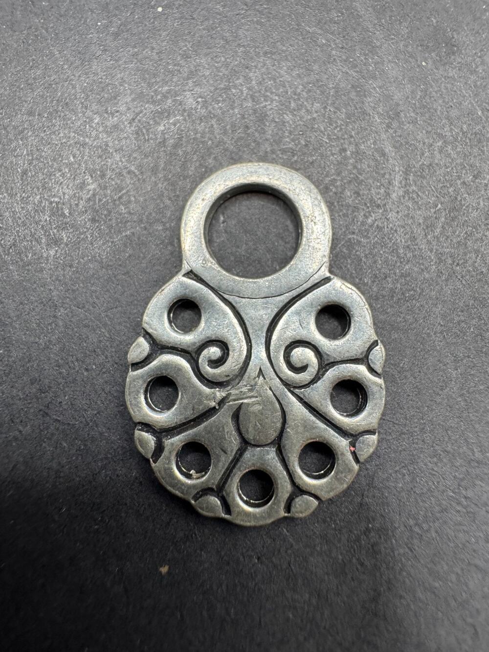 Vintage Silver Tone Ornate Zipper Pulls Clasp Metal Pendant 0.71 in